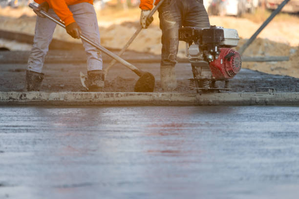 Best Concrete Contractor Near Me  in North Mankato, MN